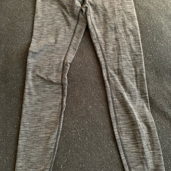 Lululemon Grey Speckled Leggings - Picture 3 of 3